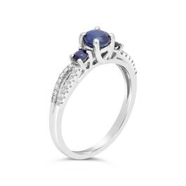 10kt. White Gold 3-Stone Sapphire Ring