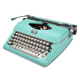Royal Classic Manual Typewriter