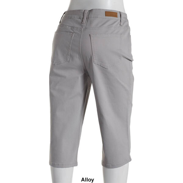 Plus Size Tailormade 5 Pocket Solid 17in. Capri Pants