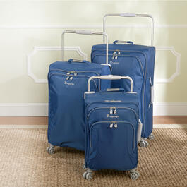 IT Luggage World's Lightest Luggage Collection