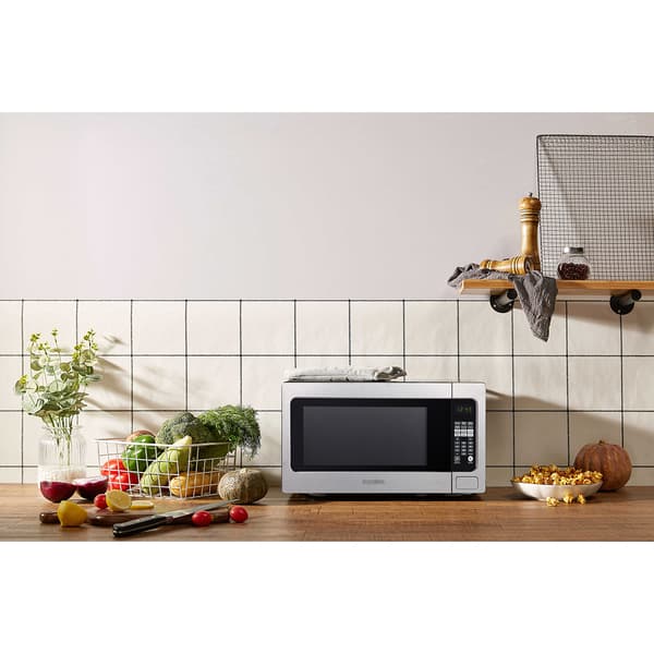 Black & Decker 2.2 cu. ft. Microwave Oven