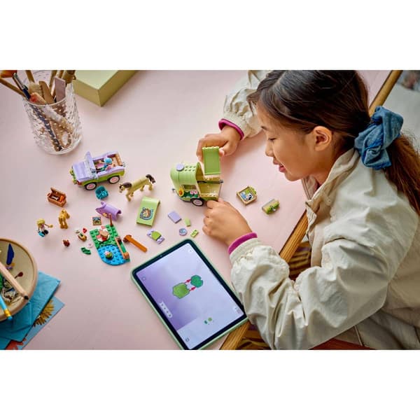 LEGO® Friends Horse & Baby Foal Trailer Building Kit