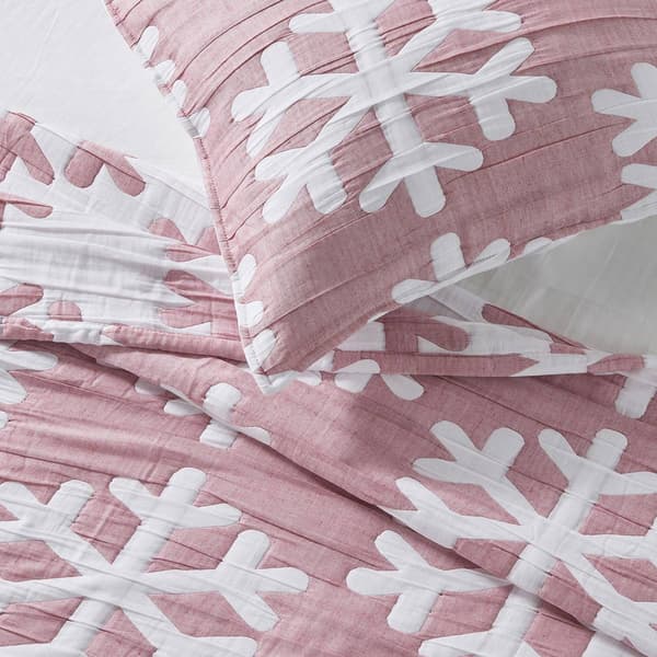 FreshFolds Nino 3pc. Patchwork Stitched Snowflake Quilt Set