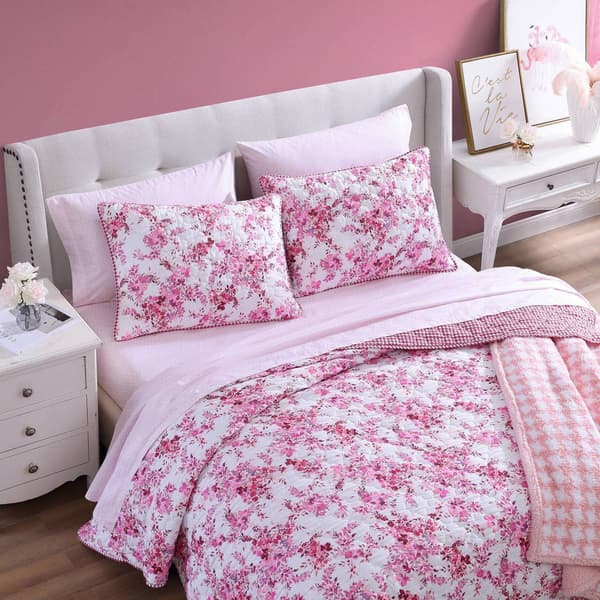 Betsey Johnson Floral Vineyard Quilt Set