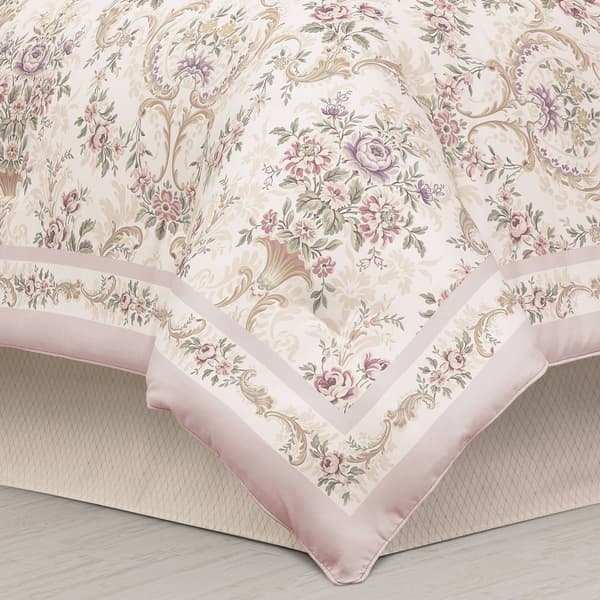 Royal Court Avant Garden 4pc. Reversible Comforter Set