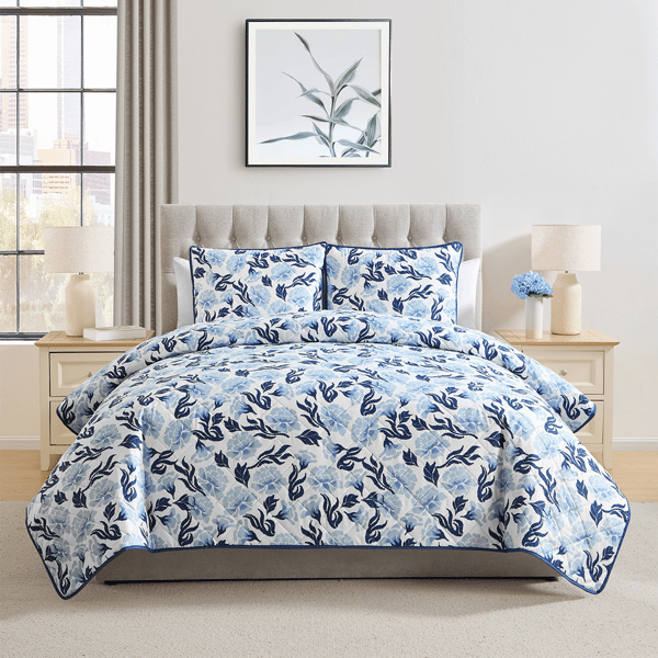 VCNY Home Whisper Blue 3pc. Floral Quilt Set