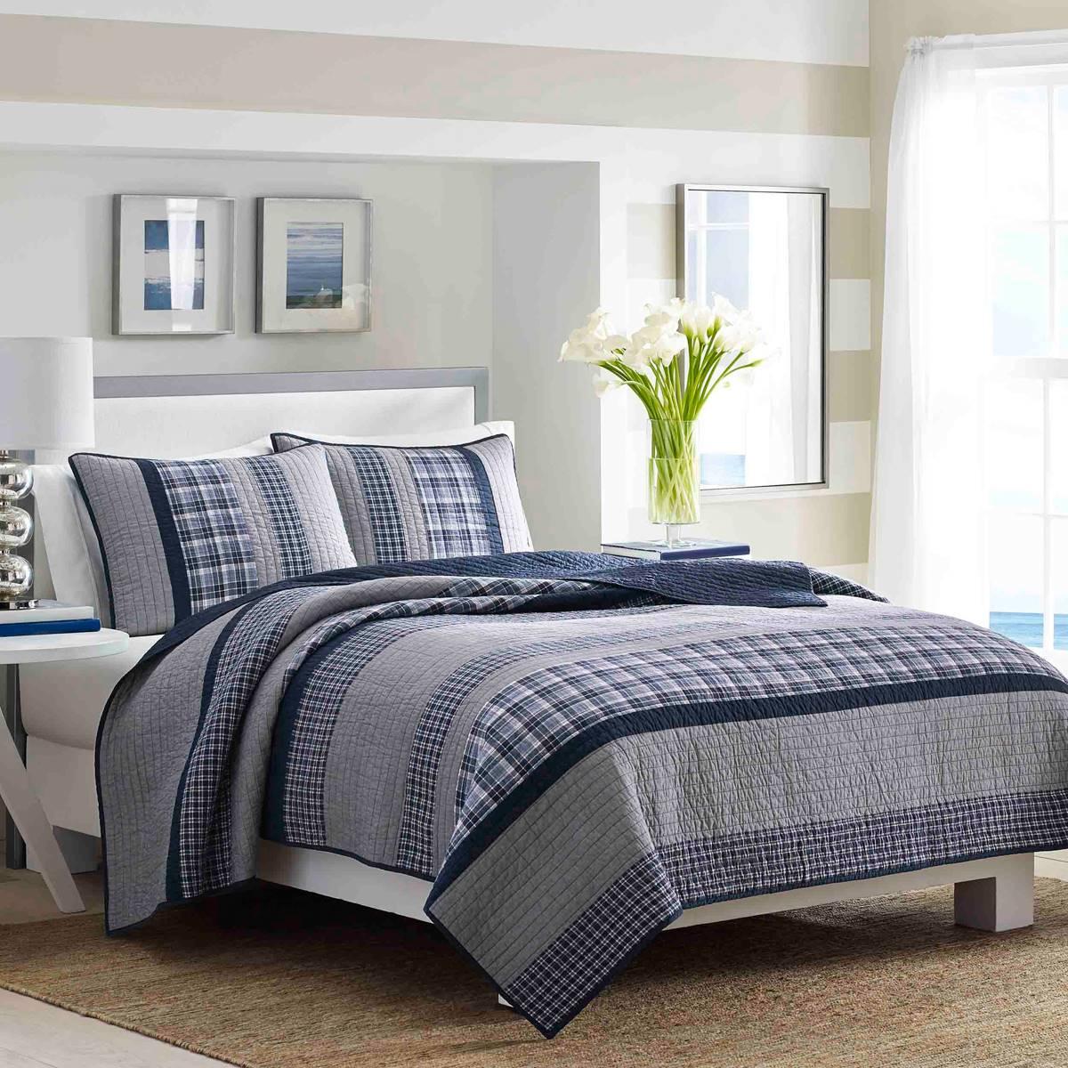 Nautica Adelson Navy Quilt