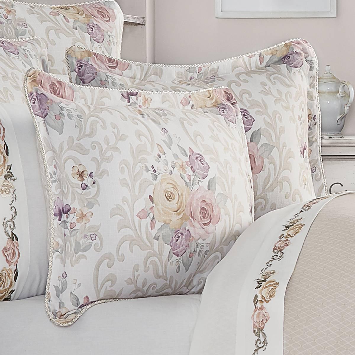 Royal Court Chardonnay Full/Queen Comforter Set