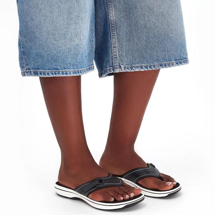 Womens Clarks® Cloudsteppers™ Breeze Reyna Flip Flops