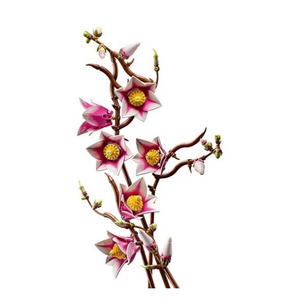 LEGO® Botanicals Magnolia Branches Building Kit