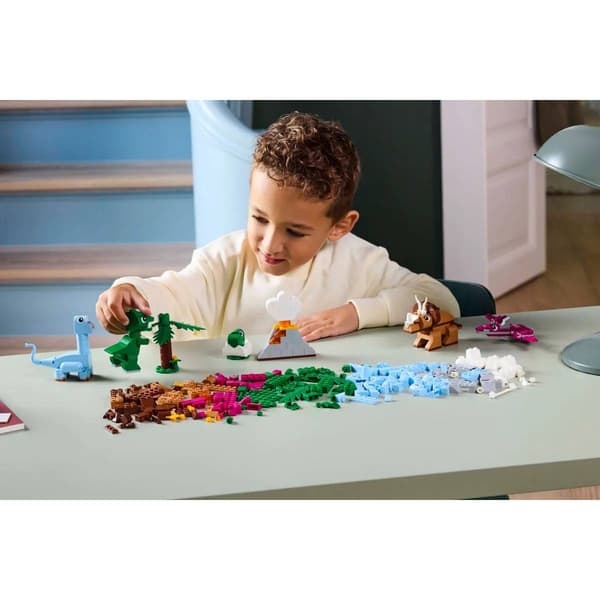 LEGO&#174; Classic Creative Dinosaurs