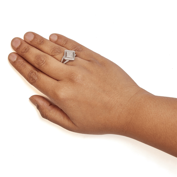 Haus of Brilliance 1/3ctw Invisible Set Diamond Beaded Halo Ring