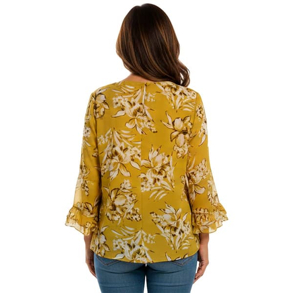 Womens Kasper 3/4 Ruffle Bell Sleeve Placed Floral Blouse