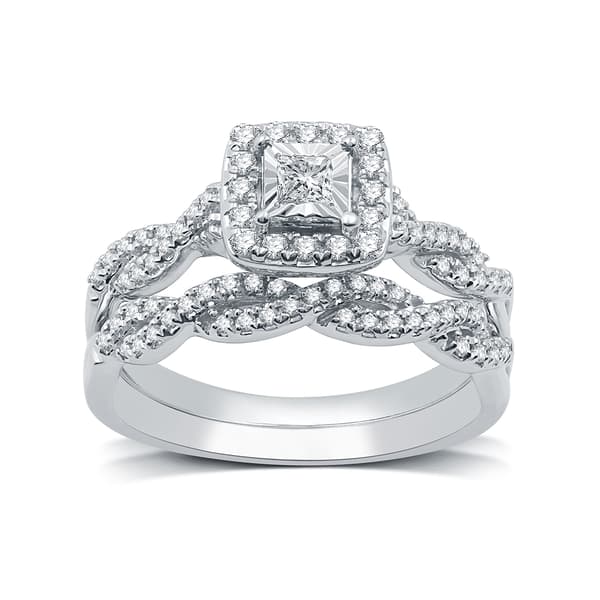 Nova Star&#40;R&#41; Lab Grown Diamond Halo Twisted Shank Bridal Set