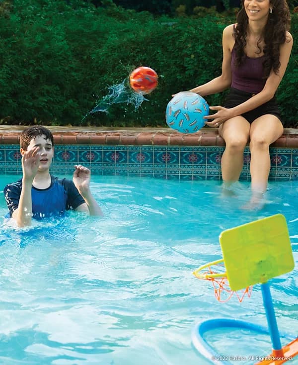 Nerf® Super Soaker Dunk It Pool Hoops