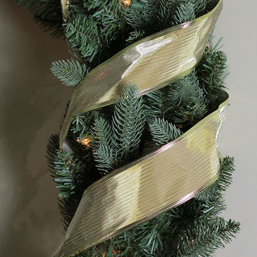 Northlight Seasonal 12pk. Gold Wired Ribbon