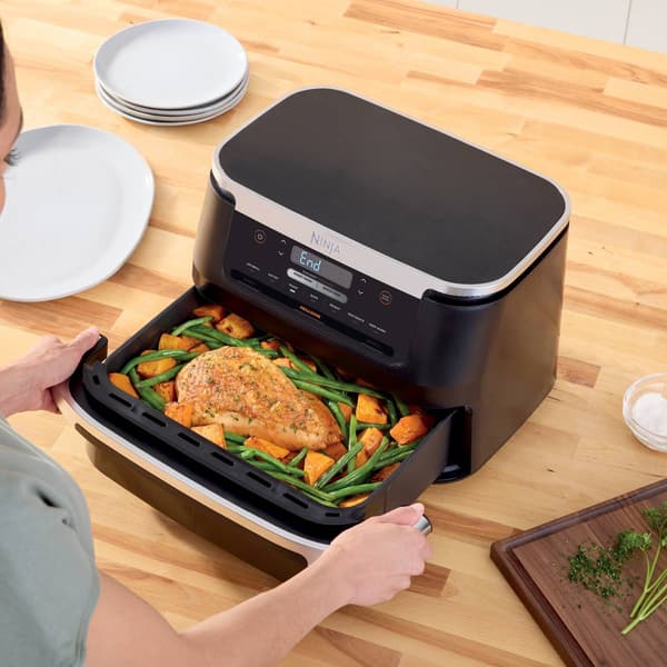 Ninja® Foodi 6-in-1 FlexBasket Air Fryer