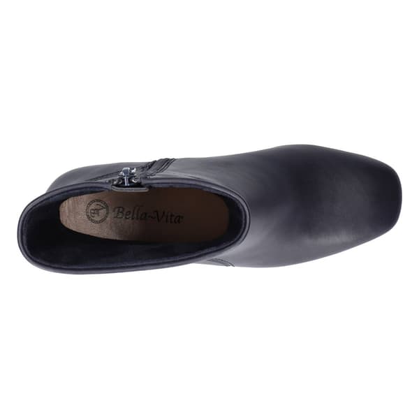 Womens Bella Vita Harp Square Toe Boots