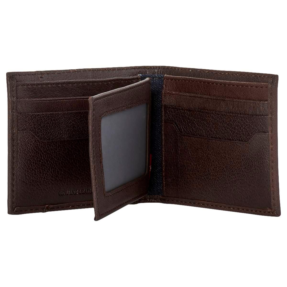 Mens Levi''s® Extra Capacity Bifold Wallet