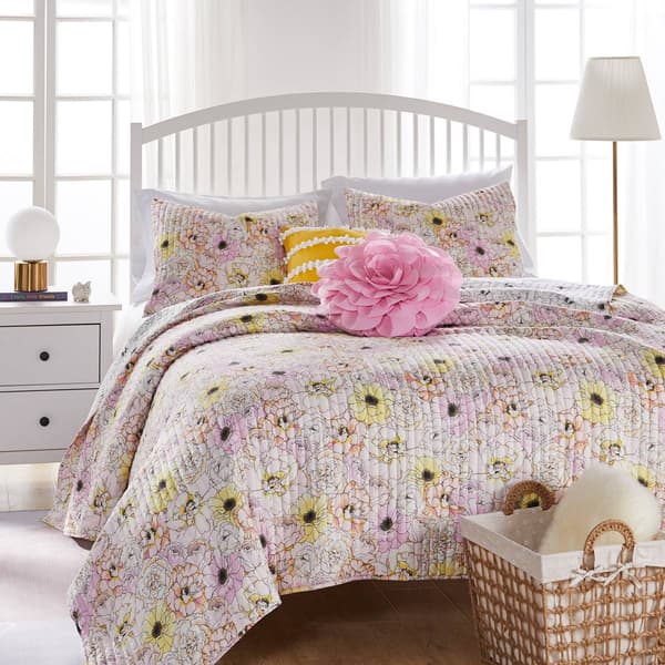 Greenland Home Fashions&#8482; Misty Bloom Reversible Quilt Set