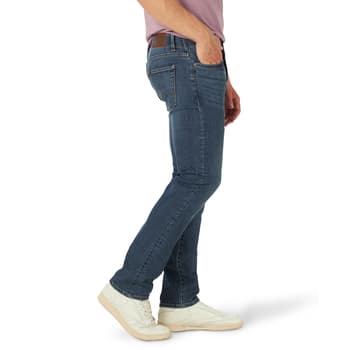 Men's Extreme Motion Slim Straight Leg Jean