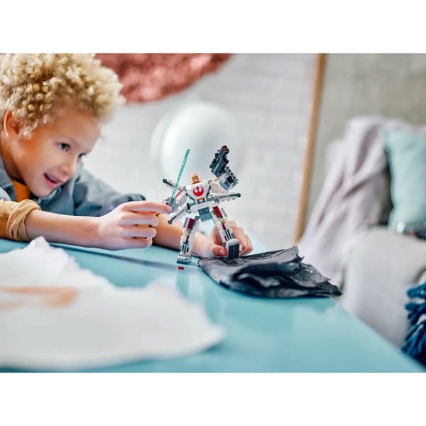 LEGO&#174; Luke Skywalker X-Wing Mech