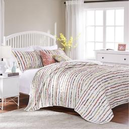 Greenland Home Fashions(tm) Bella Ruffle Edge Quilt Set w/ Pillows