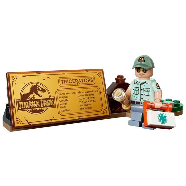 LEGO® Jurassic World Dinosaur Fossils: Triceratops