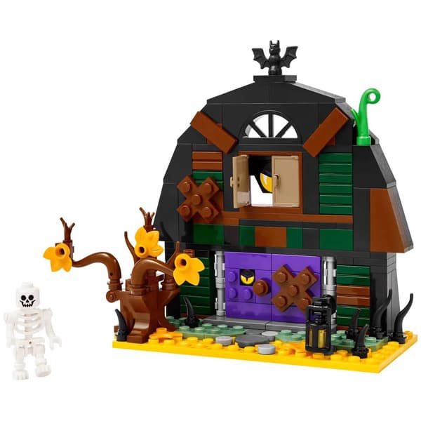 LEGO&#174; Halloween Barn