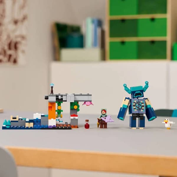 LEGO&#174; Minecraft The Warden Encounter