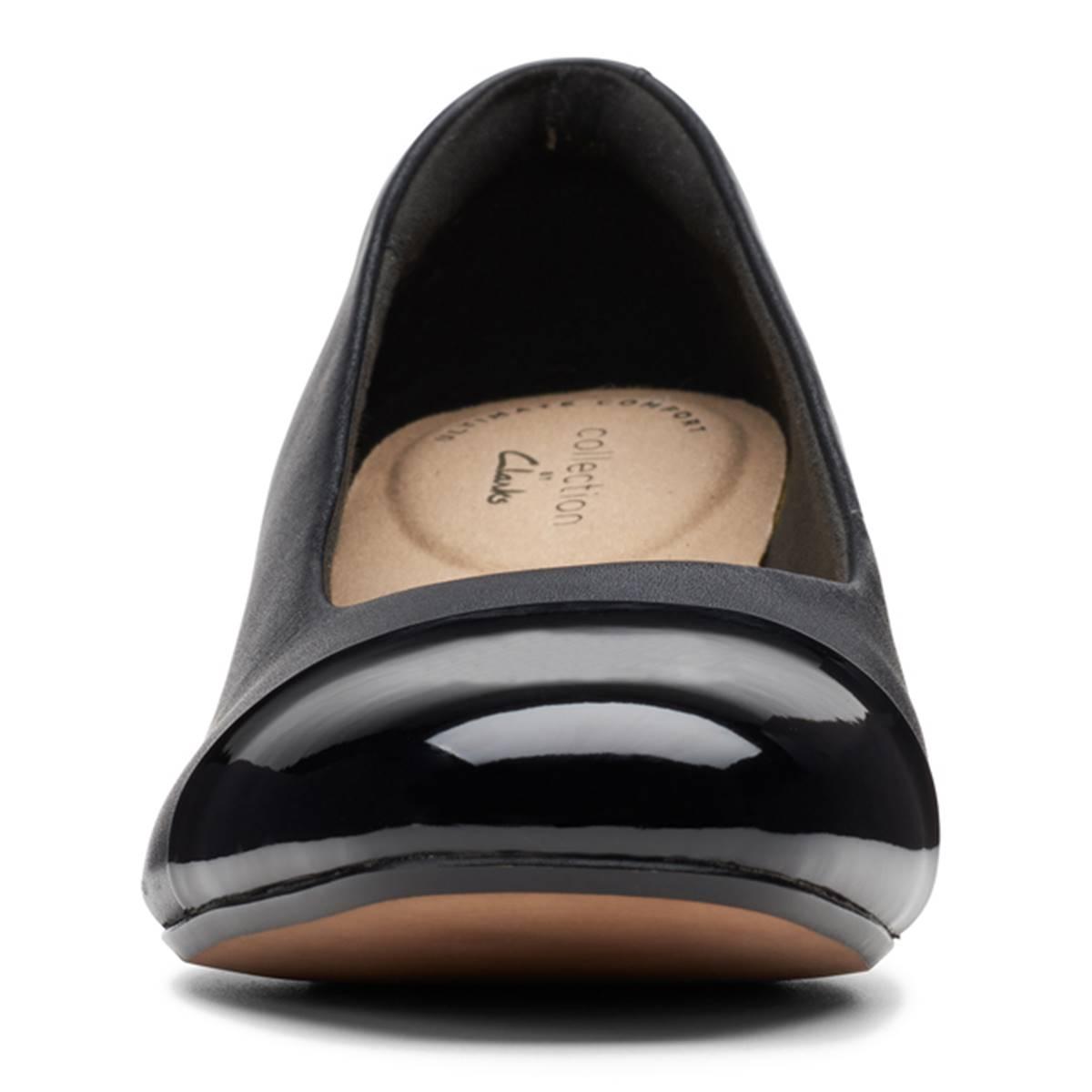 Clarks Damen Pumps Marilyn Nora – Aus Stoff/Synthetik, Mit Blockabsatz, Weite Weit