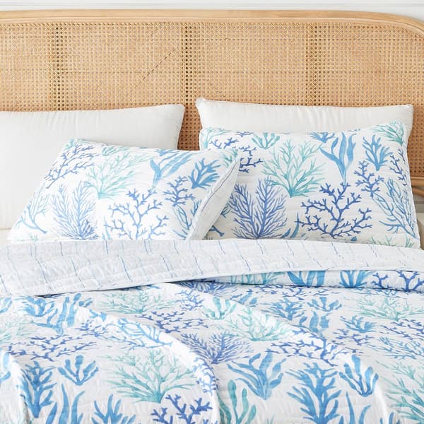 FreshFolds Amelia Island Coastal Theme Quilt Set