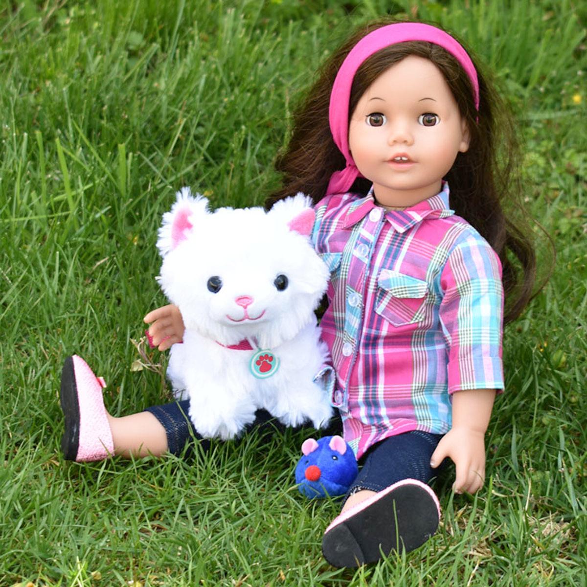 Sophia's® 10pc. White Kitten &amp; Carrier Set - Pink