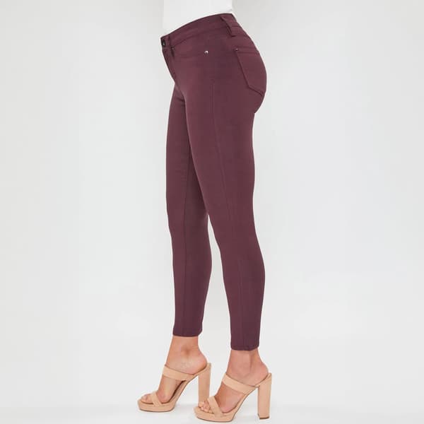 Petite Royalty Hyperstretch Skinny Jeans