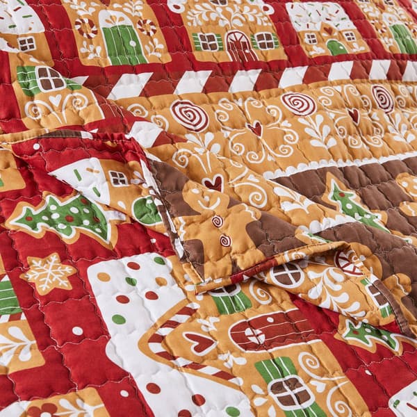 Greenland Home Fashions&#8482; Gingerbread Lane Reversible Quilt Set