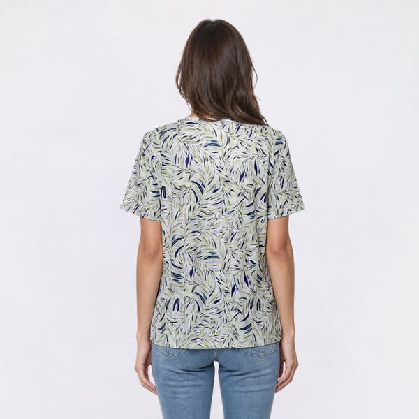 Petite Emily Daniels Short Sleeve Leaf Split Neck Blouse
