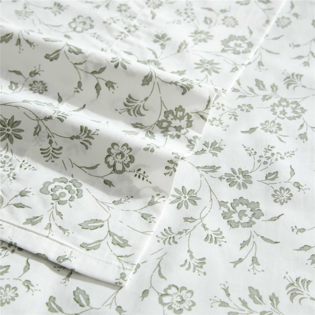 Laura Ashley® Miranda Percale Sheet Set