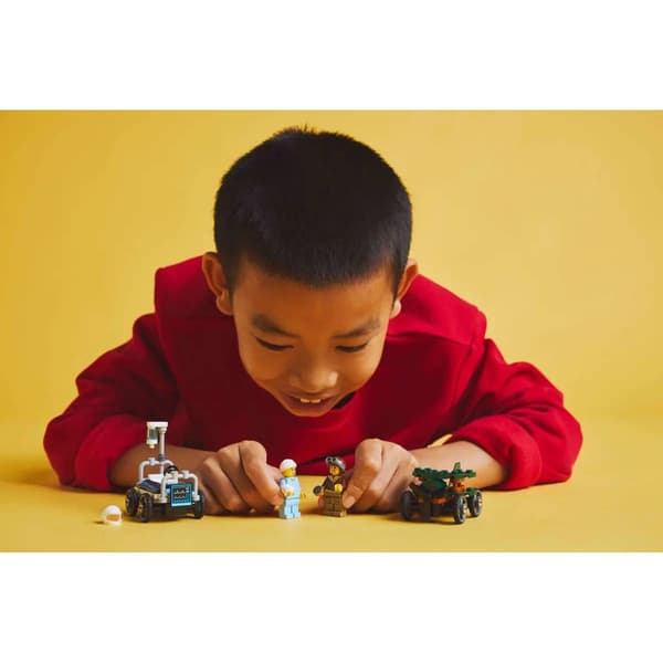 LEGO® CITY Pizza vs. Fire Truck Race Car Pack Building Kit
