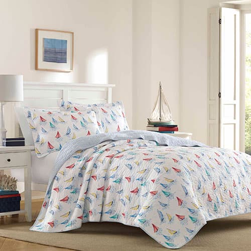 Laura Ashley(R) Ahoy Quilt Set