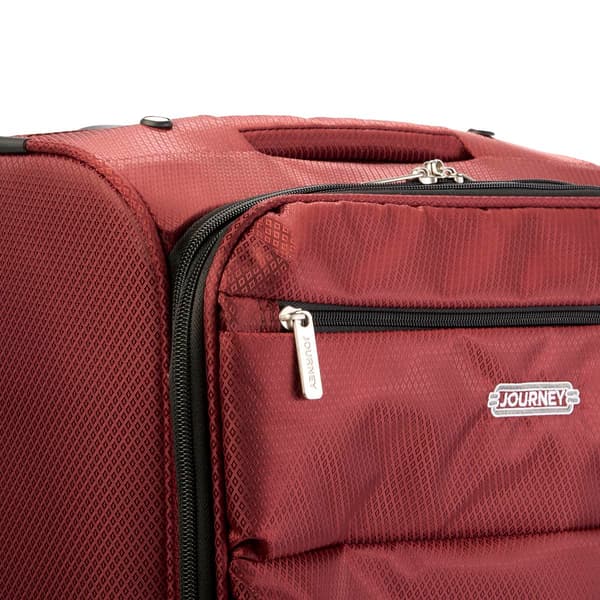 Journey Soft Side 28in. Spinner Luggage