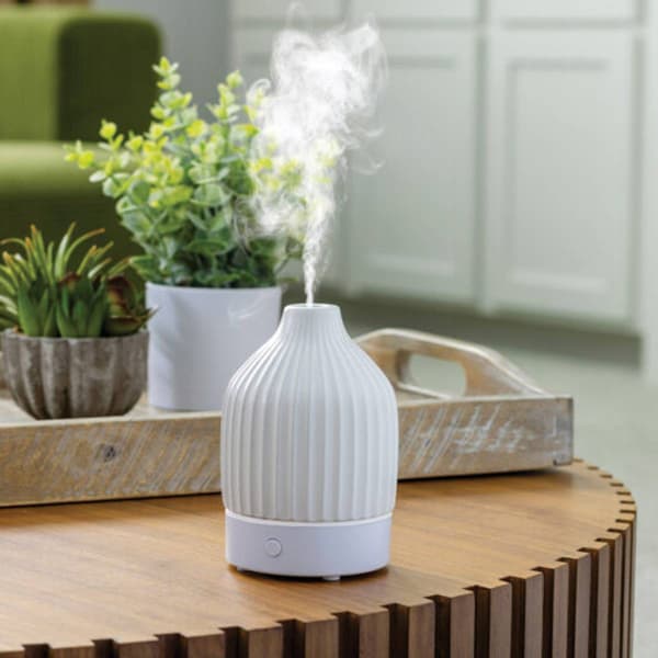 Airome Fluted Usb Ultrasonic Oil Diffuser - image 