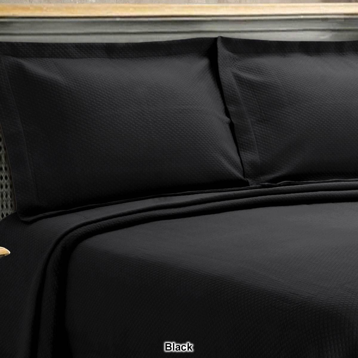 Superior Jacquard Matelassé Cotton Diamond Solitaire Bedding Set