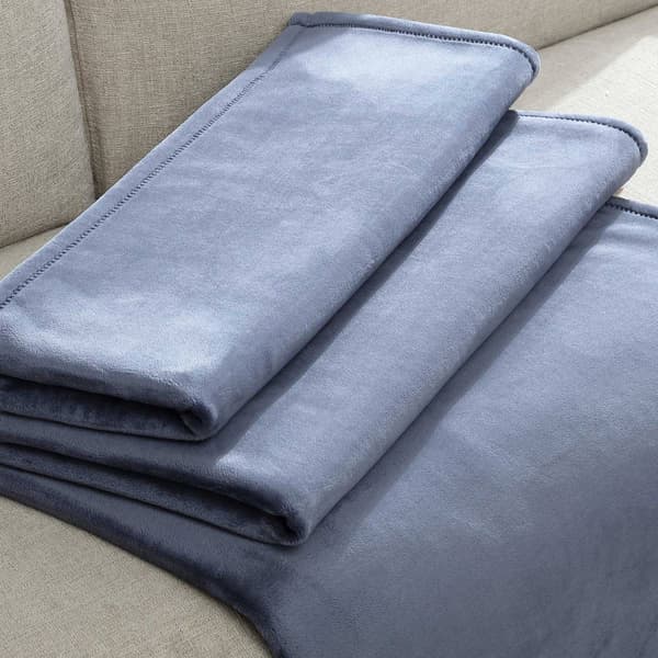 Calvin Klein Solid Plush Blanket