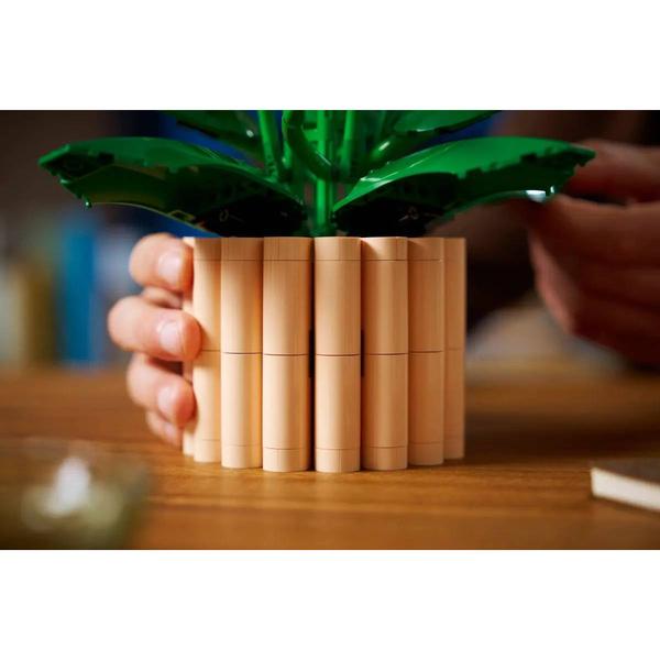 LEGO® Botanicals Peace Lily Building Kit
