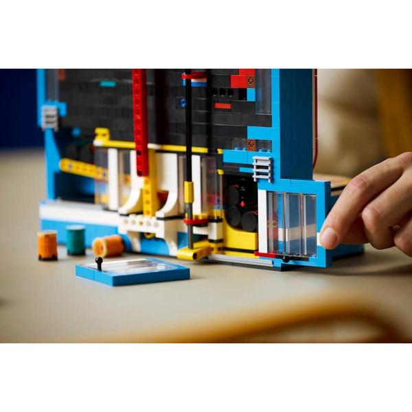 LEGO® Super Mario™ Donkey Kong™ Arcade Building Kit
