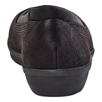 clarks cloudsteppers ayla low women's flats