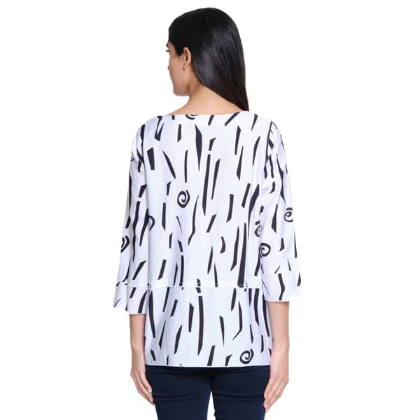 Petite Ali Miles 3/4 Sleeve Button Detail Abstract Blouse