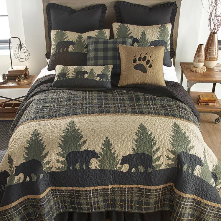 Donna Sharp Bear Walk Plaid Quilt