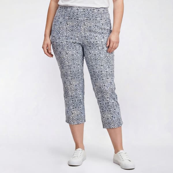 Plus Size Briggs Luxe Millennium Medallion Cat Eye Pocket Capris