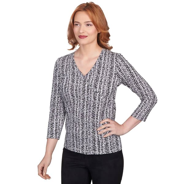 Womens Hearts of Palm All About Olive 3/4 Sleeve Tonal Vines Tee
